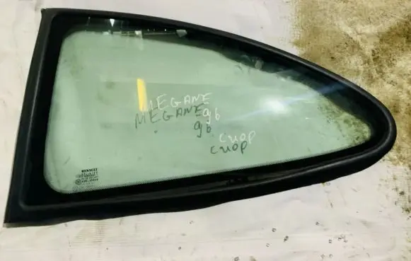 Renault Megane I Rear side window