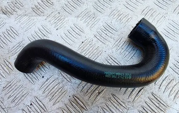 BMW 5 E39 Breather/breather pipe/hose 7786034 13717786034