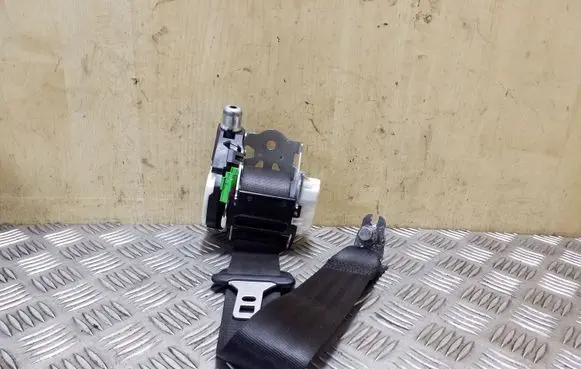 Volvo XC60 Rear seatbelt 34031473 34031472