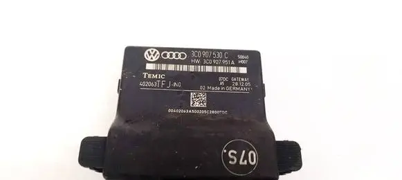 Volkswagen PASSAT B6 Door control unit/module 3c0907530c 3c0907951a