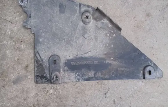 Opel Grandland X Rear underbody cover/under tray 9824408380