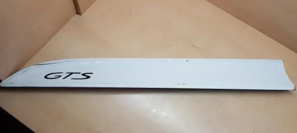 Porsche Macan (95B) Front door trim (molding)