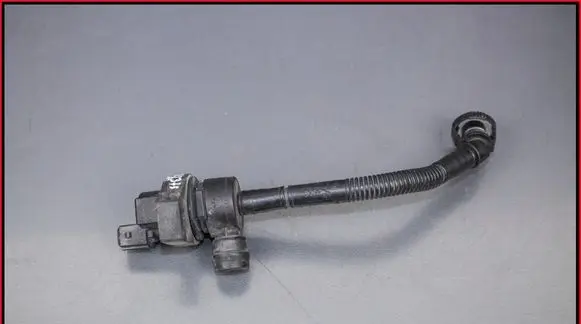 BMW Z4 E85 E86 Fuel tank valve 7512581