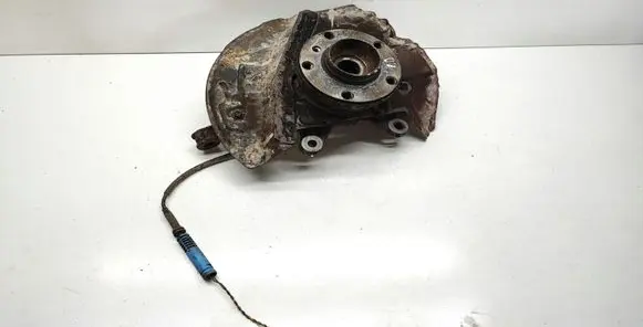 BMW X5 E53 Front wheel hub spindle knuckle