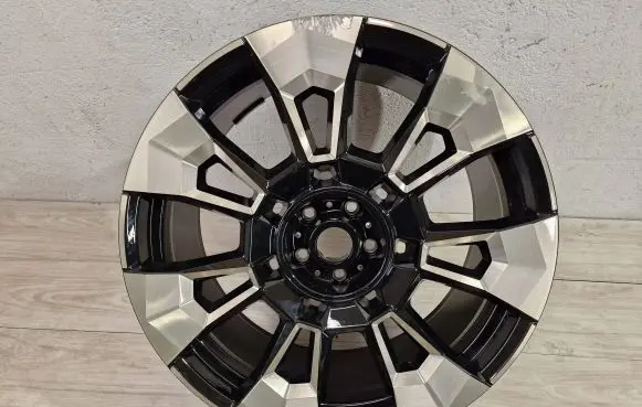 BMW XM R23 light alloy rim 6856022