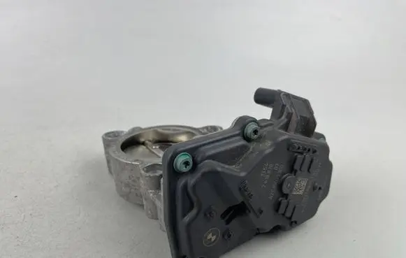 Mini One - Cooper F56 F55 Throttle valve 7618838