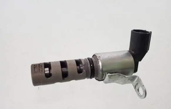 Toyota Corolla E140 E150 Camshaft vanos timing valve 30T020 5020M5 FQ23