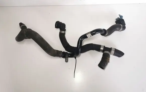 Mercedes-Benz C W204 Engine coolant pipe/hose A2125016482