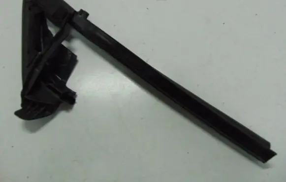 Jaguar F-Type Front door rubber seal