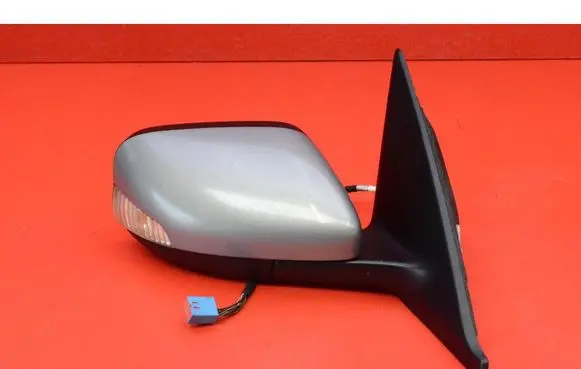 Volvo V50 Front door electric wing mirror 015850