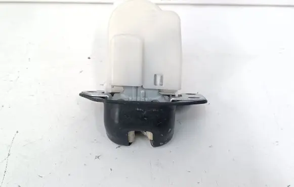 Nissan Juke I F15 Tailgate/trunk/boot lock/catch/latch 905429U00A