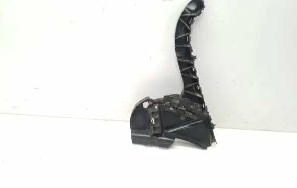 Volvo XC70 Rear bumper mounting bracket 30678704