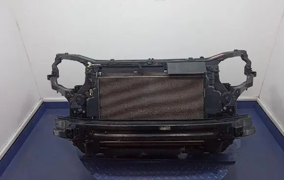 KIA Sorento Front bodywork piece 
