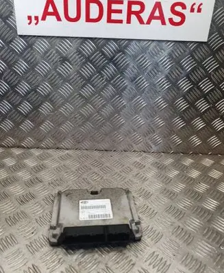 Fiat Panda II Engine control unit/module 55196260 4KPEPG44F