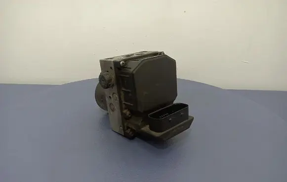 Audi A4 S4 B6 8E 8H ABS Pump 8E0614517