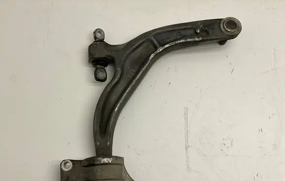 Chrysler Pacifica Front lower control arm/wishbone 68229021AC