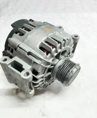 Volkswagen Polo V 6R Generator/alternator 06K903026C 2722284C 321008802