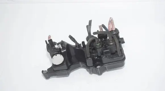 BMW 7 G11 G12 Vacuum valve 8575944 11658575944
