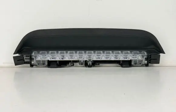 BMW i4 Third/center stoplight 7420460 A079773