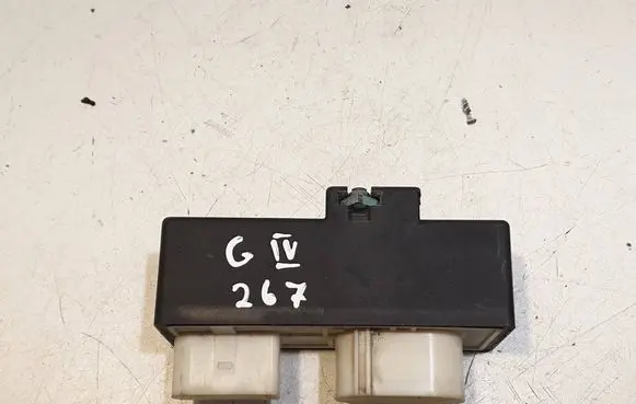 Volkswagen Golf IV Coolant fan relay 1J0919506Q