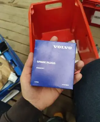 Volvo XC60 Spark plug 31673604 31380014 32290011