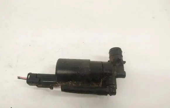 Toyota Aygo AB10 Windscreen/windshield washer pump 8200134555