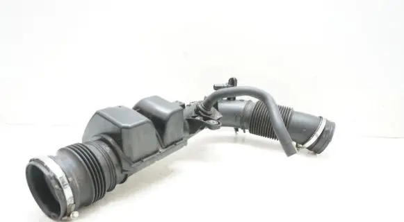 Volvo XC60 Air intake hose/pipe 32222072