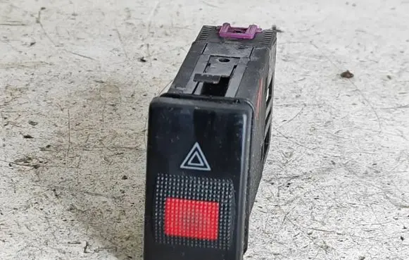 Audi A4 S4 B5 8D Hazard light switch 8D0941509D PA6GF30
