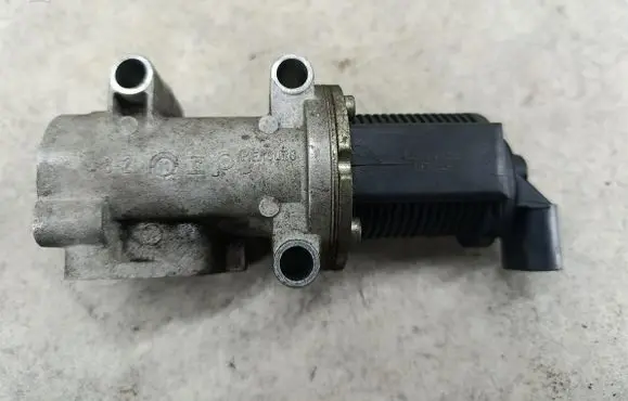 Opel Zafira B EGR valve 50024005