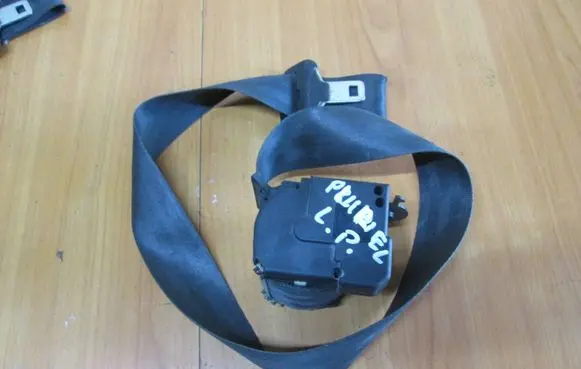 Citroen C3 Pluriel Front seatbelt