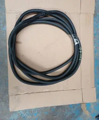 Citroen DS7 Crossback Front door rubber seal 