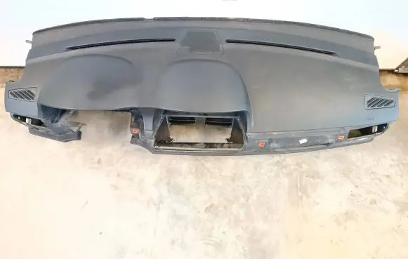 BMW 7 E65 E66 Dashboard