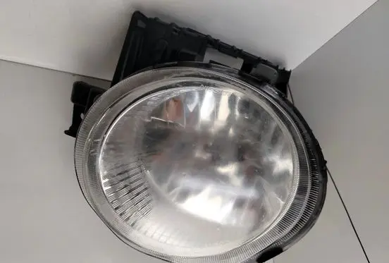 Nissan Juke I F15 Headlight/headlamp 15D13