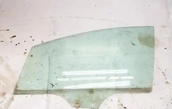 Mazda 5 Front door window glass four-door
