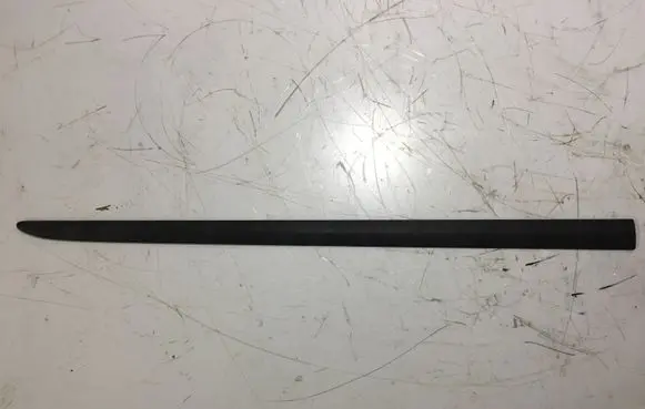 Toyota Yaris Front door trim (molding) 10139517
