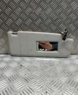 Volkswagen Touran II Sun visor