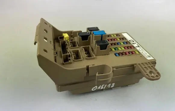 Subaru Outback (BS) Fuse box set 82201AL10A