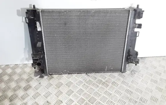 Renault Twingo III Coolant radiator A4535000003 214105514R