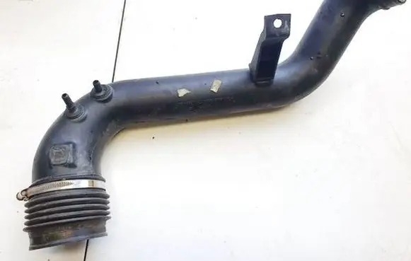 Volvo S80 Air intake hose/pipe 3m519a673uc 3m51-9a673-uc