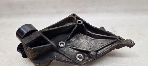 Suzuki Grand Vitara II A/C compressor mount bracket 200196