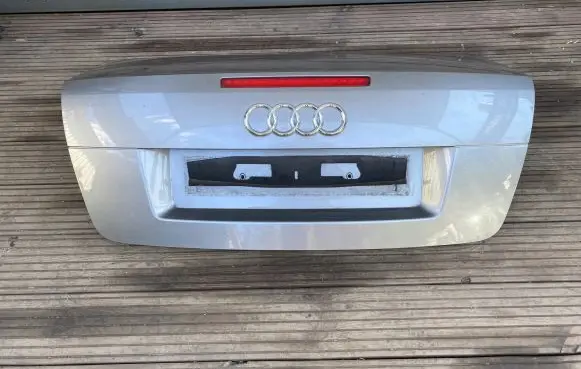 Audi A4 S4 B6 8E 8H Tailgate/trunk/boot lid