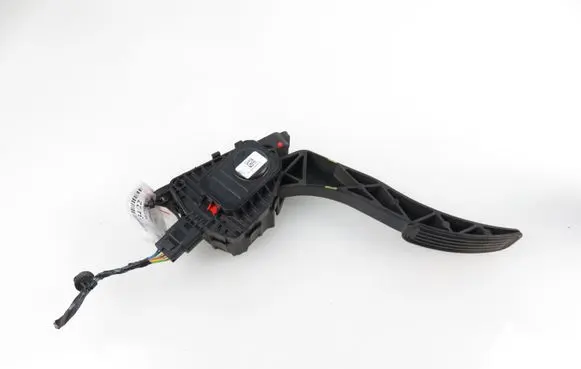 Ford Mondeo MK V Accelerator throttle pedal 9F836CT8UC