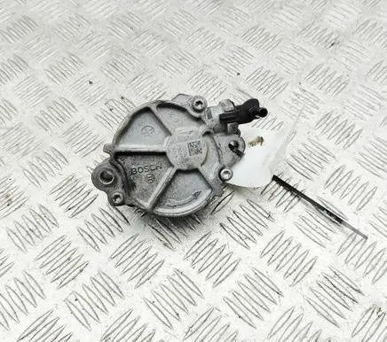 Jeep Grand Cherokee Vacuum pump 68148184AB