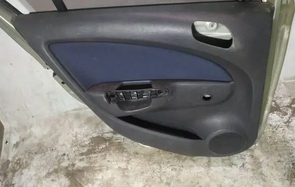 Opel Corsa D Rear door card panel trim