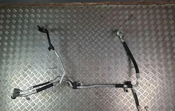 KIA Sorento Air conditioning (A/C) pipe/hose T416231170