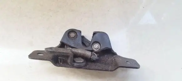 Peugeot 206 Tailgate/trunk/boot lock/catch/latch
