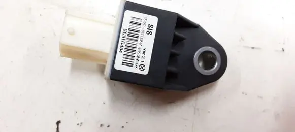 Hyundai i40 Airbag deployment crash/impact sensor 959200U000 5565