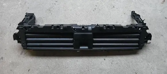 Audi A5 Intercooler air guide/duct channel 8W0807663