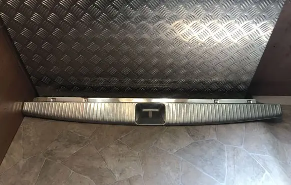 Mercedes-Benz E W212 Trunk/boot sill cover protection A2126900027