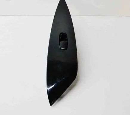 Nissan Leaf I (ZE0) Front door card panel trim 809613NC0A